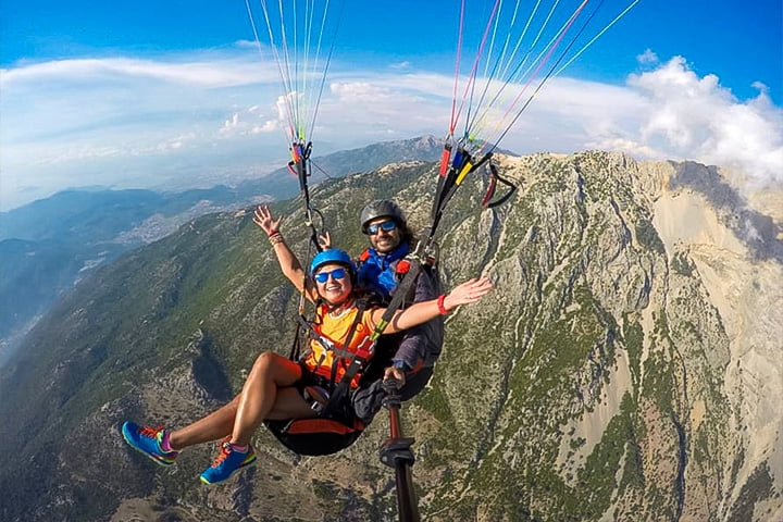 Paragliding